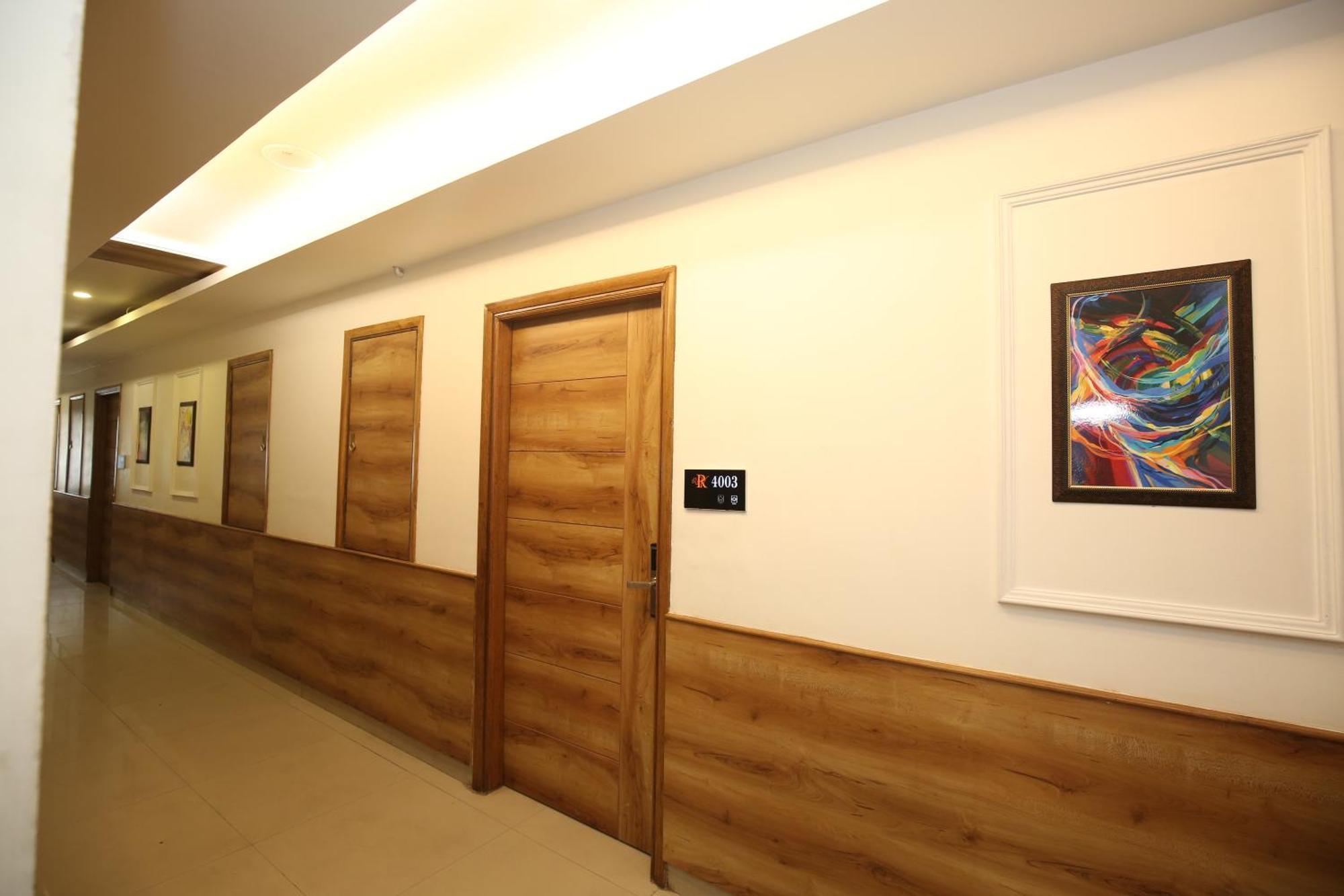 Hotel Rv Regency Амритсар Екстериор снимка