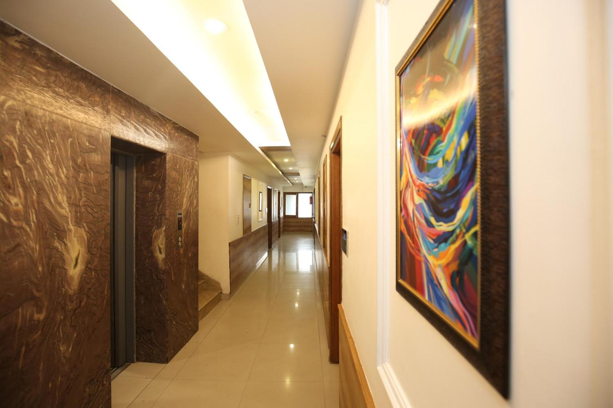 Hotel Rv Regency Амритсар Екстериор снимка