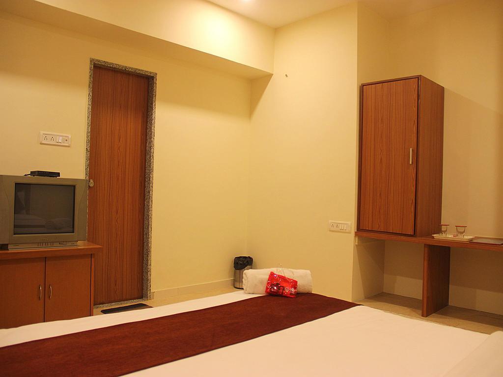 Hotel Rv Regency Амритсар Екстериор снимка