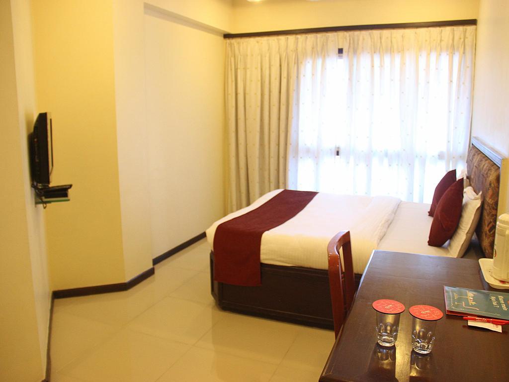 Hotel Rv Regency Амритсар Екстериор снимка